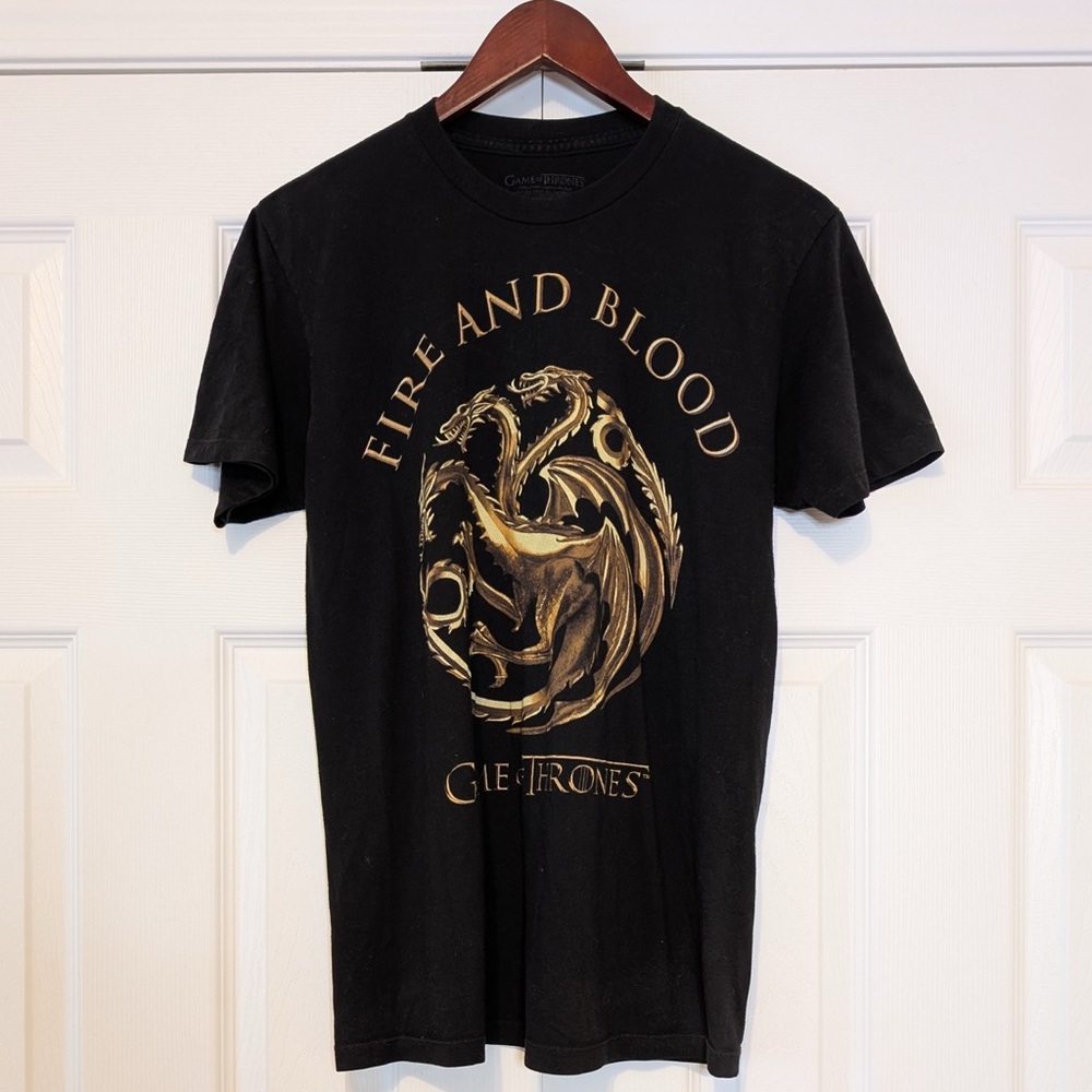 Game of Thrones Tee Shirt 50% Cotton Officially Licensed Targaryen Crest Dragon